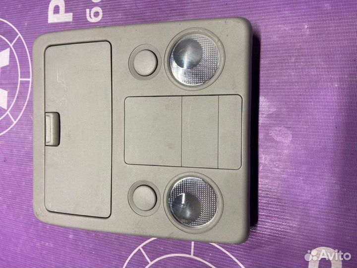 Центральный плафон Suzuki Grand Vitara TD54W J20A