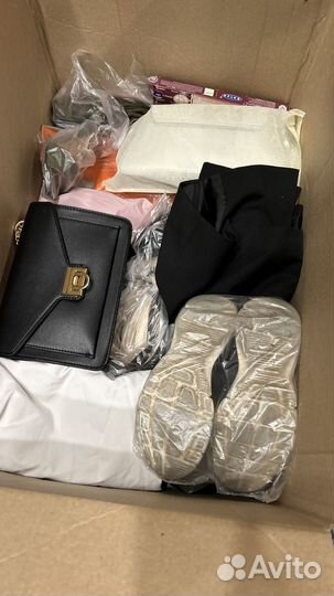 Коробка вещей женские детские сумки обувь