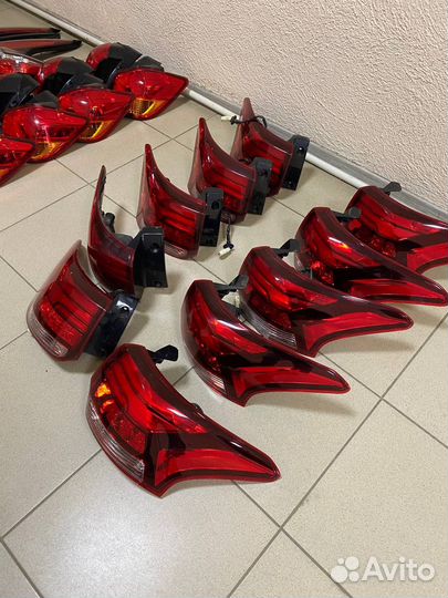 Фонари задние Митсубиши Аутлендер 3 2015-2022