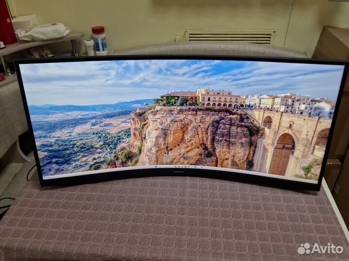 Монитор Samsung 34