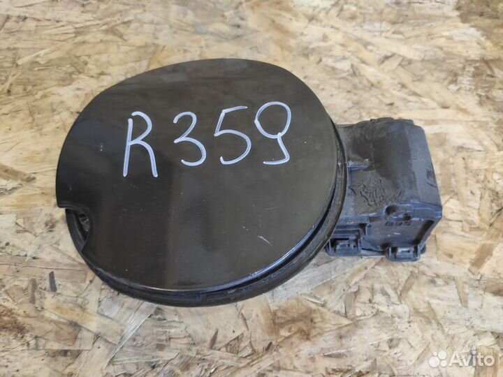 Лючок бака в сборе Renault Megane 3