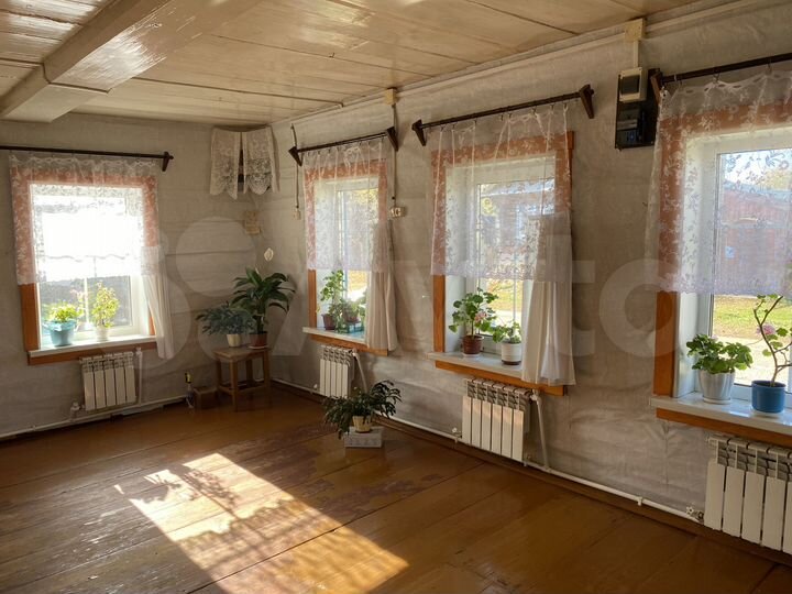 Дом 58 м² на участке 40 сот.