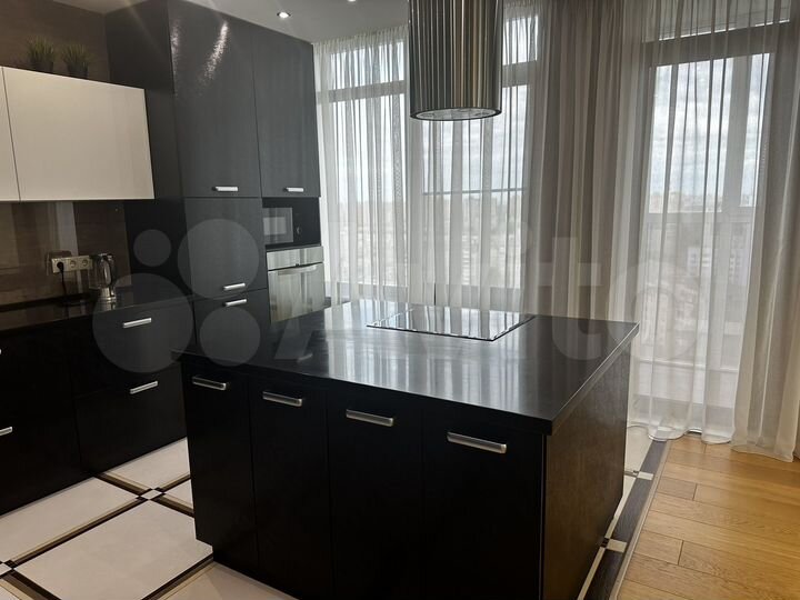 5-к. квартира, 161 м², 17/17 эт.