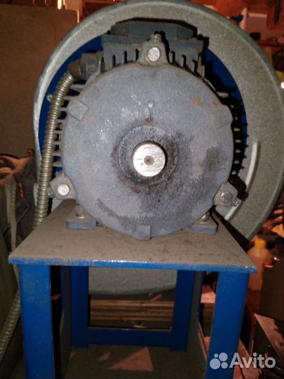 Вытяжка улитка левая