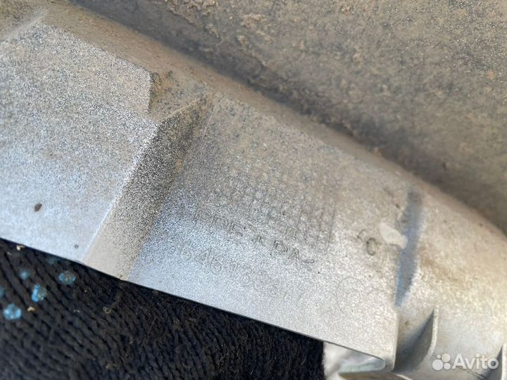 Крыло переднее левое Citroen C4