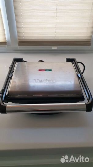 Гриль Tefal Panini Grill GC241D