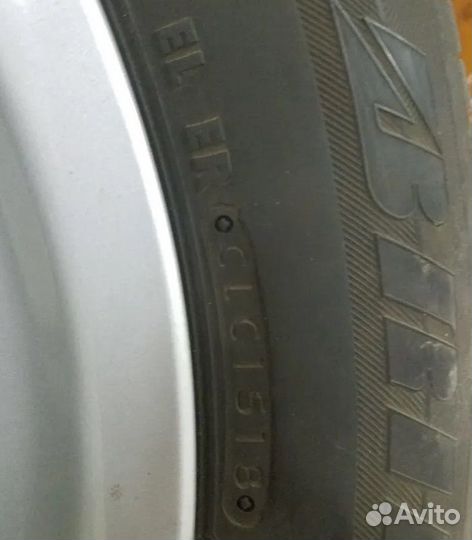 Bridgestone Dueler H/P Sport 215/60 R17