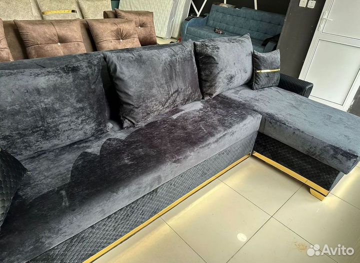 Диван угловой раскладной в наличии