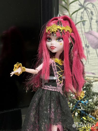 Дракулаура 13 желаний Кукла монстер хай