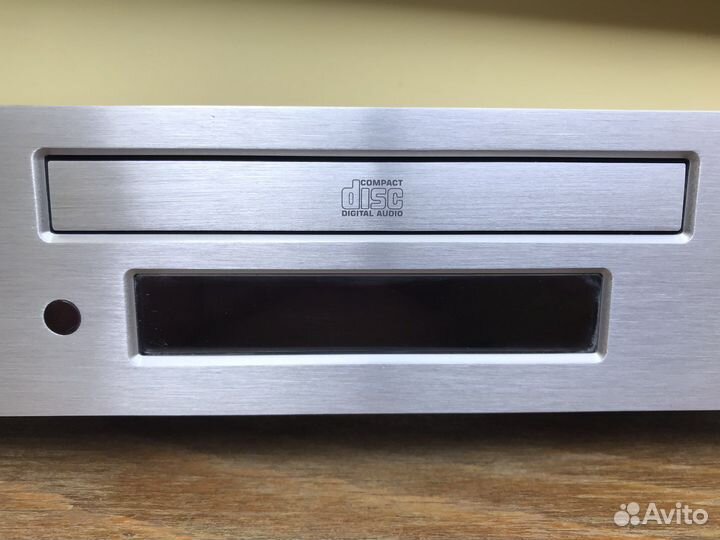 CD проигрыватель Cambridge Audio Azur 650C