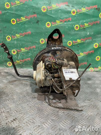 Вакуумный усилитель тормозов Volkswagen Passat B3