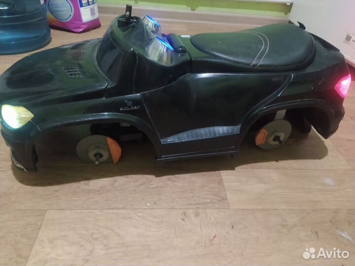 Машина каталка mercedes