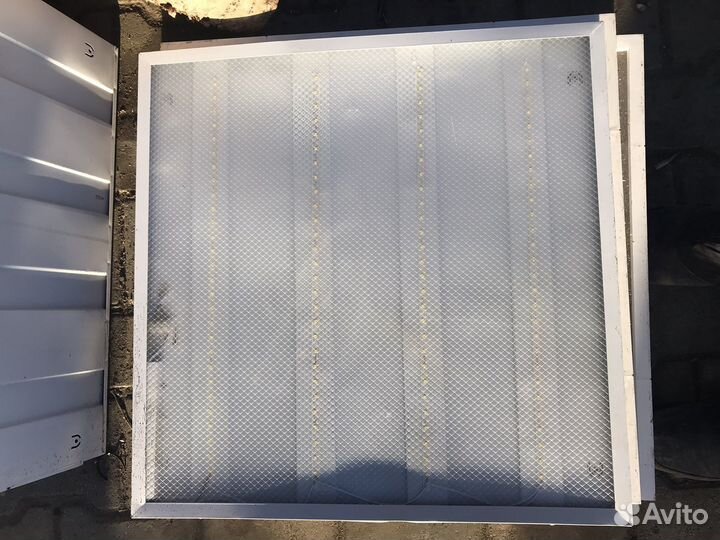 Светильник потолочный