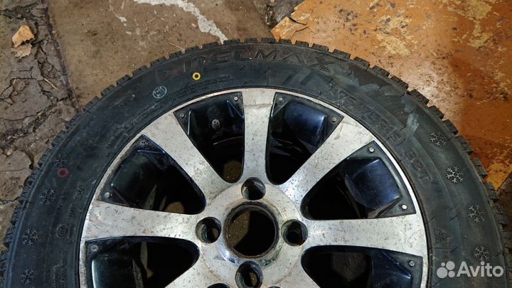 Delmax Ultima Ice 175/70 R13 82T