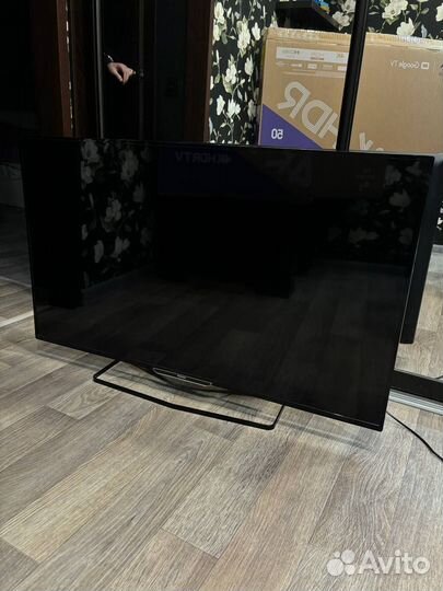 Телевизор Philips 47