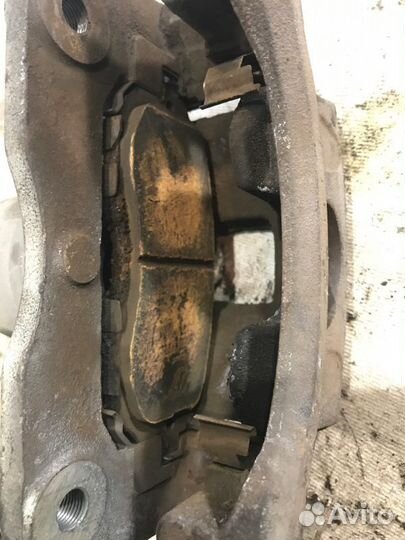 Суппорт тормозной передний левый Suzuki Sx4 YB41S