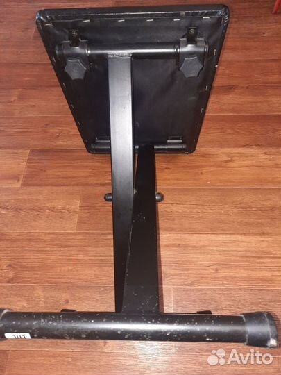 Стульчик для фортепиано