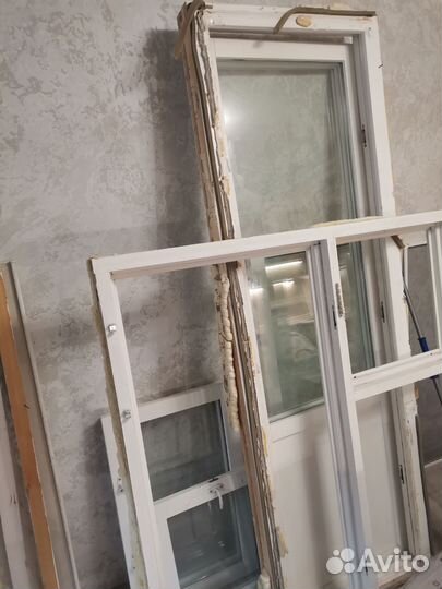 Деревянная рама б/у балконная дверь