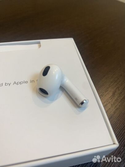 Наушник airpods 3 правый