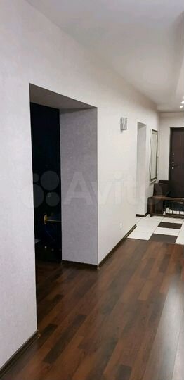 3-к. квартира, 99 м², 8/10 эт.
