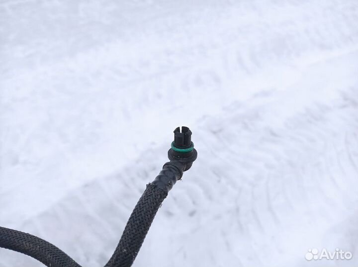 Трубка рено дастер