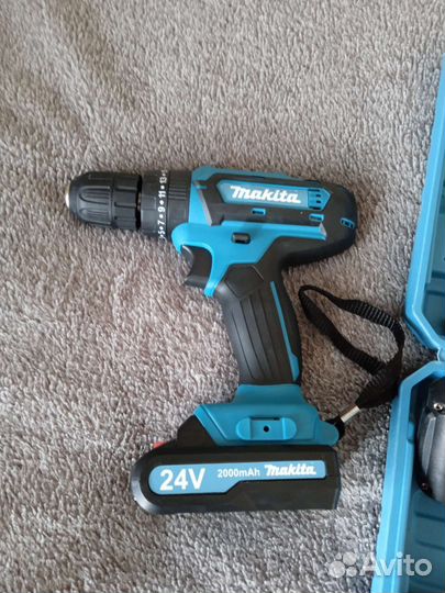 Шуруповерт makita