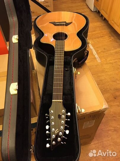 Электроакустическая 12-струнная гитара Breedlove