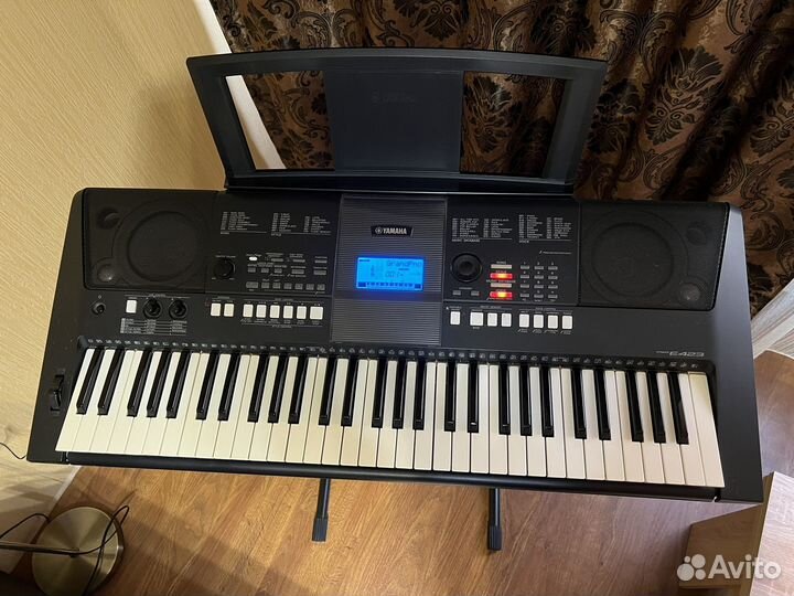 Синтезатор Yamaha PSR E423