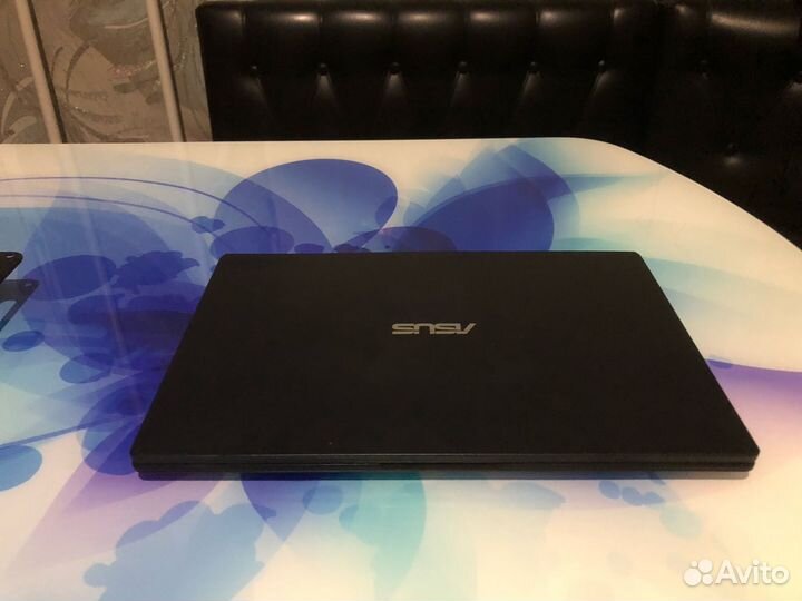 Ноутбук Asus