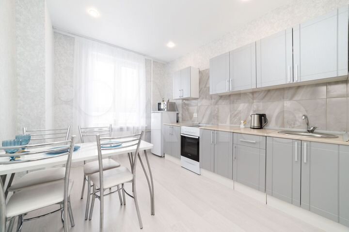 1-к. квартира, 42 м², 24/24 эт.