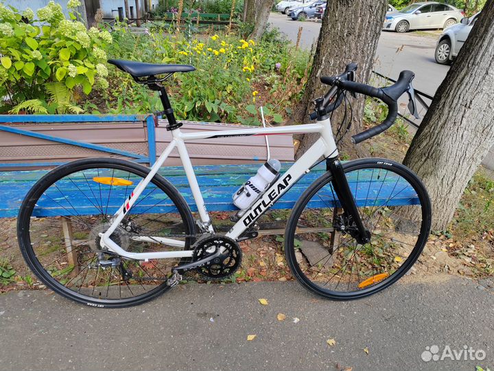 Шоссейный велосипед Outleap trackway