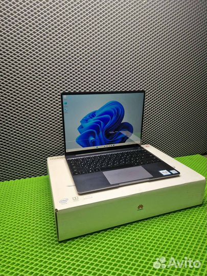 Ноутбук huawei Intel i5 8-th