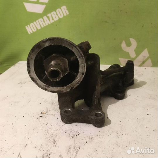 Кронштейн масляного фильтра Тойота Карина Е