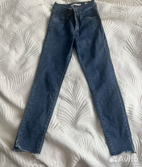 Джинсы женские levis