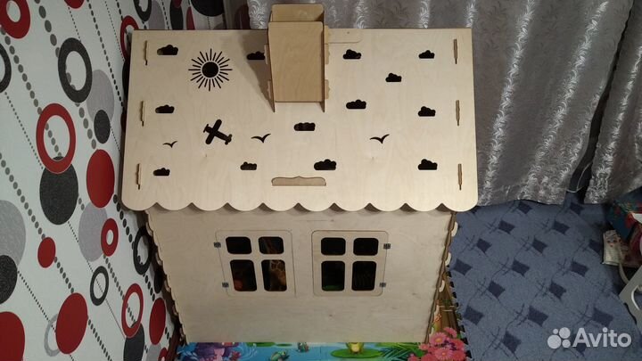 Деревянный игровой домик для детей