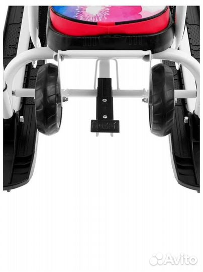 Снегокат с ручкой на колесах б/у