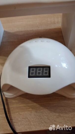 Лампа для ногтей