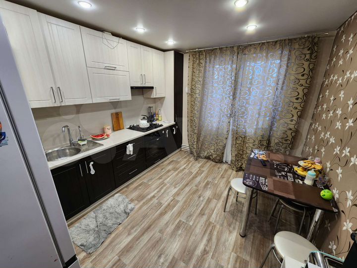 2-к. квартира, 54,6 м², 1/9 эт.