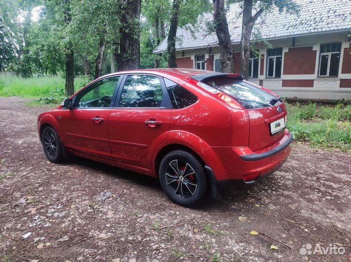 Ford Focus 1.6 МТ, 2007, 200 000 км