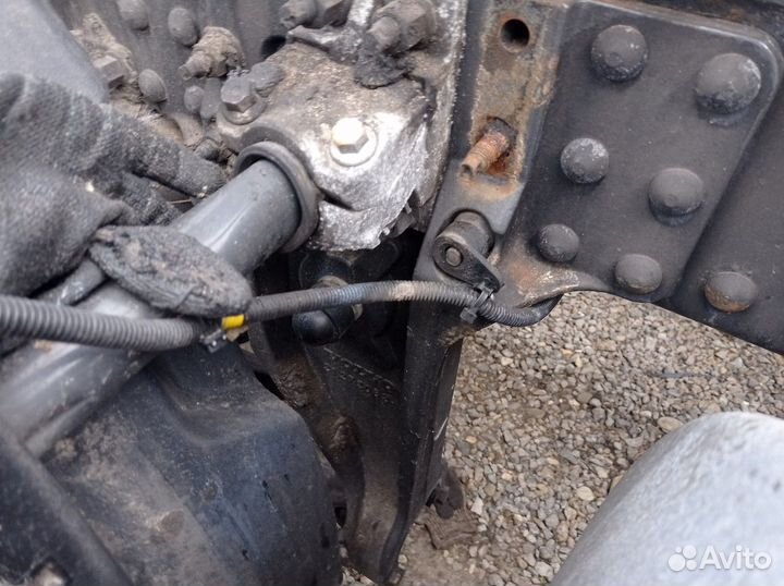 Кронштейн реактивной тяги правый Volvo FH