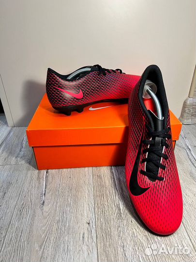 Бутсы Nike новые оригинал 12US 45 размер