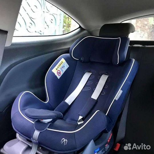 Детское автокресло Ailebebe Carmate Swing Moon