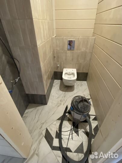 Профессиональная бригада плиточников