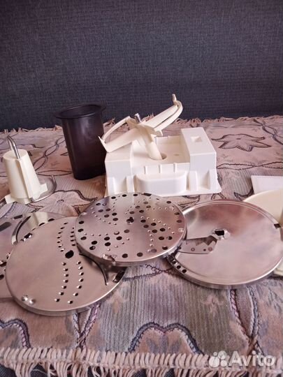 Кухонный комбайн новый