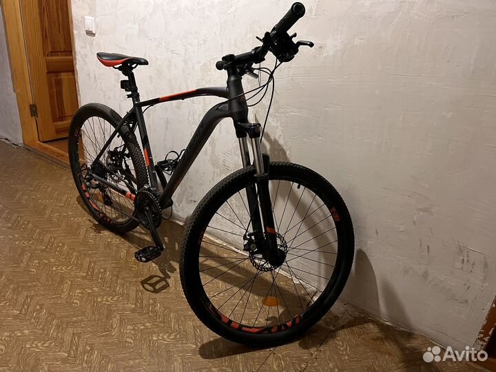 Добротный велосипед для высокого мужчины