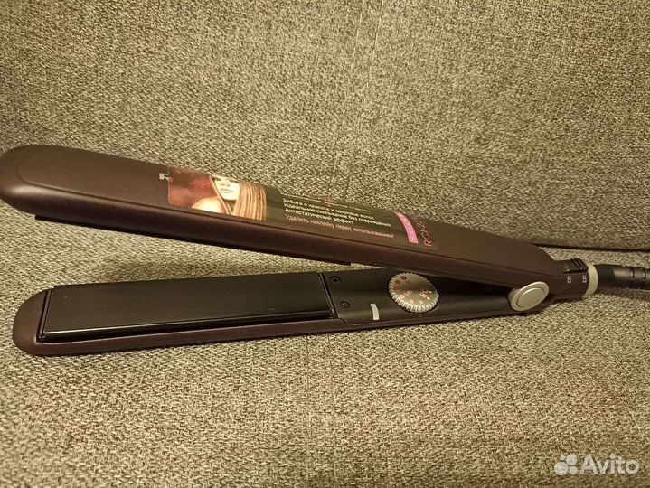 Выпрямитель для волос новый