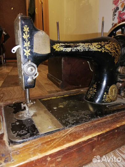 Швейная машина Singer Зингер