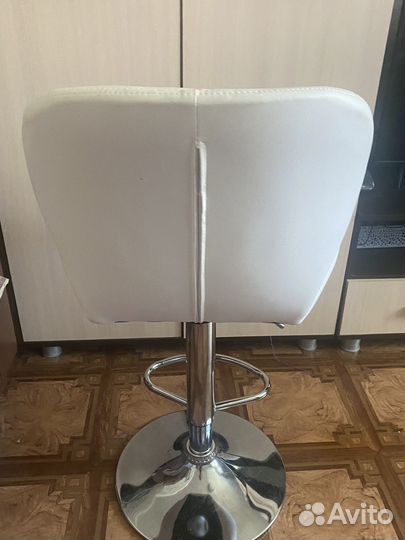 Барный стул