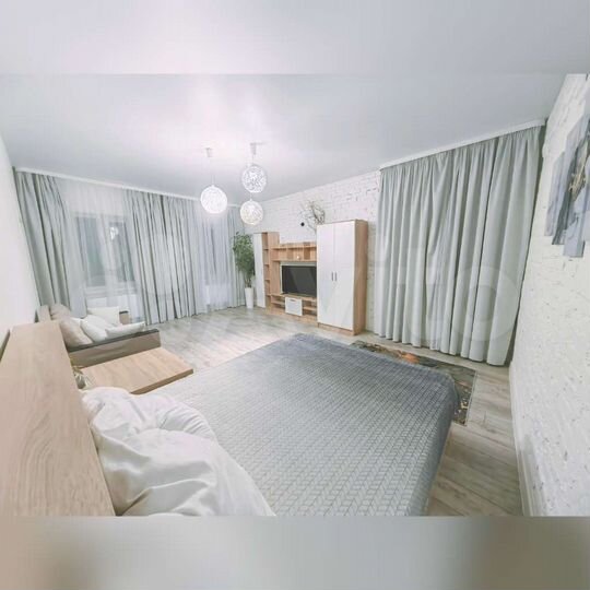 1-к. квартира, 42 м², 1/2 эт.