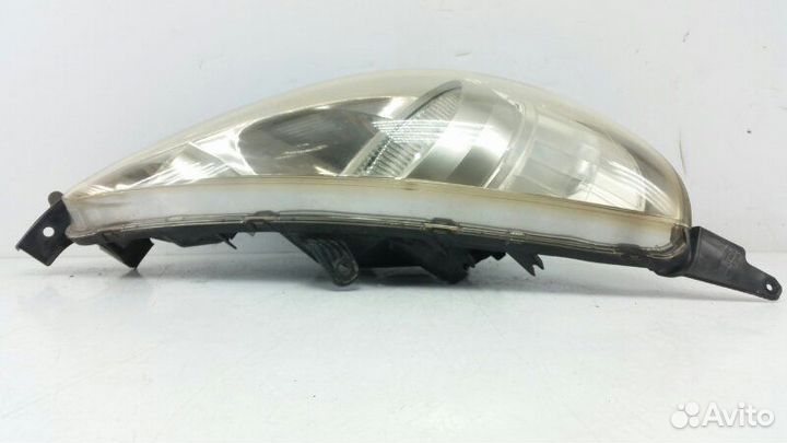 Фара правая Honda Fit GD1 2005